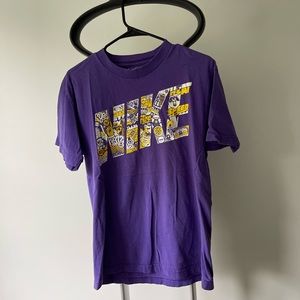 Nike Tee Shirt Retro Vintage Graffiti Purple Short Sleeve Medium Mens